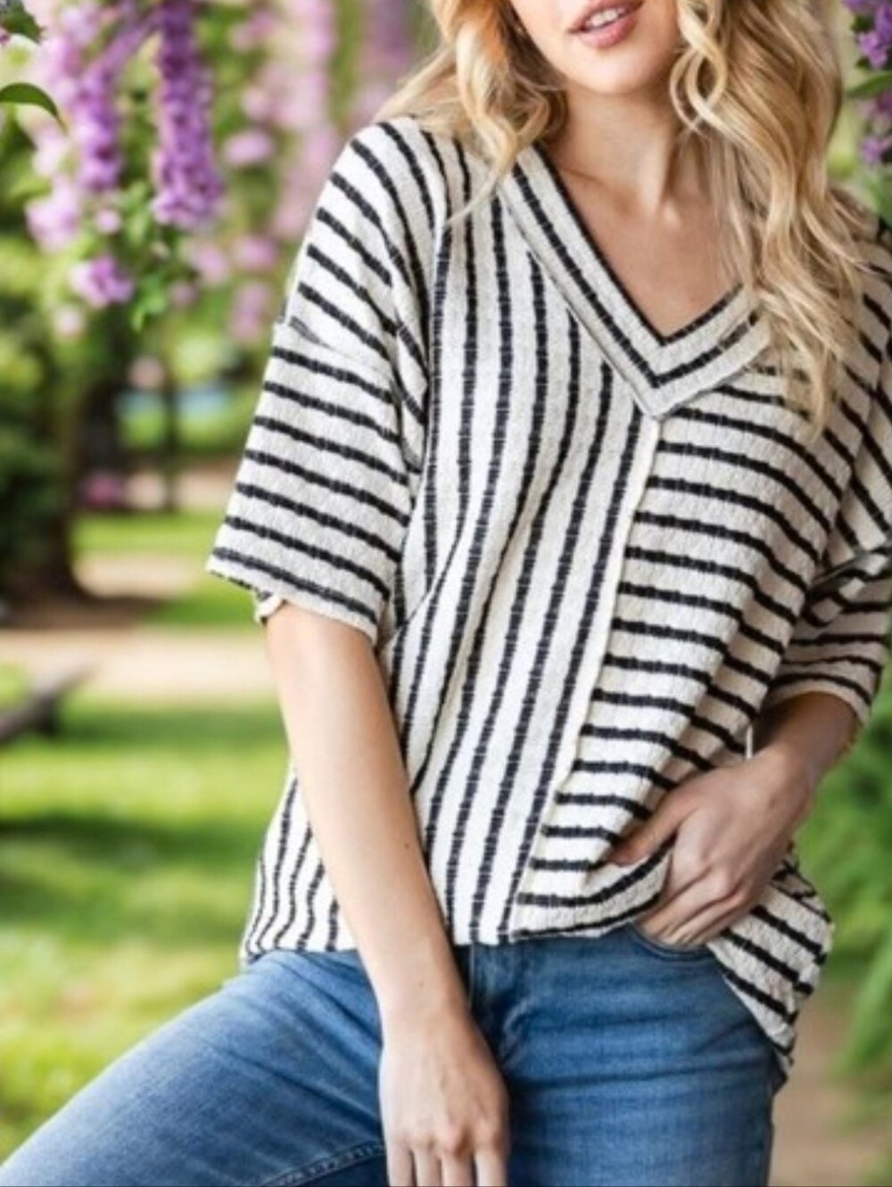 New Heimish Jacquard Striped Vneck Top